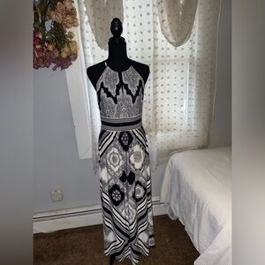 Kasper Black and White Patterned Maxi Dress